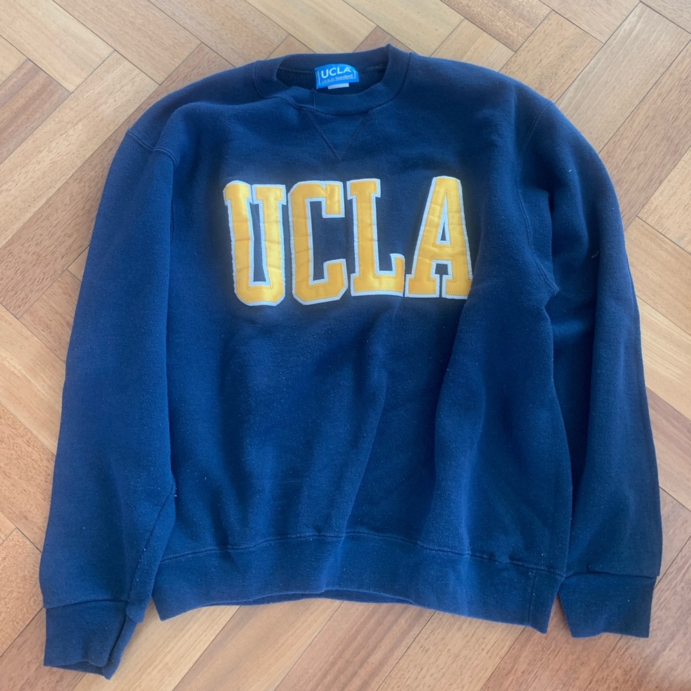 BRAND NEW UCLA crewneck size M